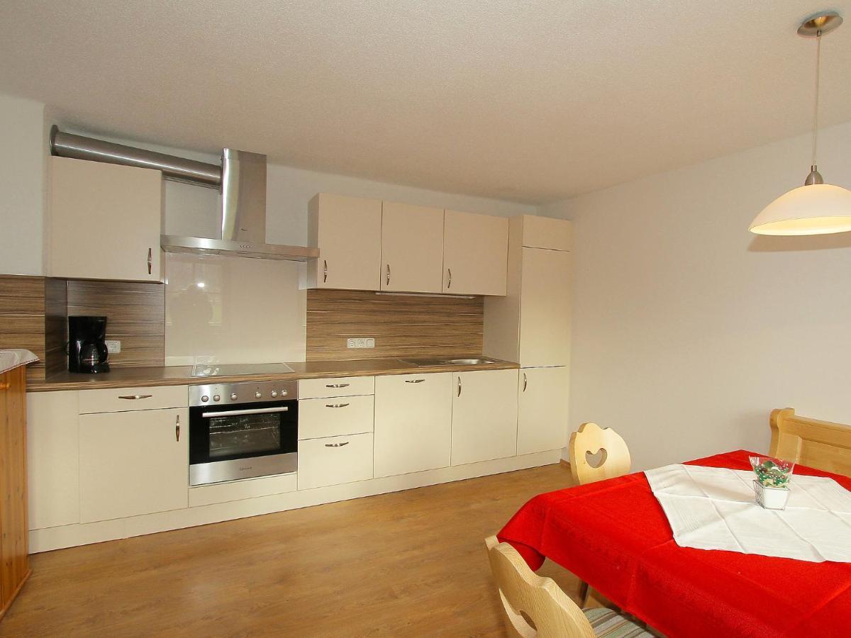 Holiday Home Hauser By Interhome ไมย์อาโฮเฟิน ภายนอก รูปภาพ