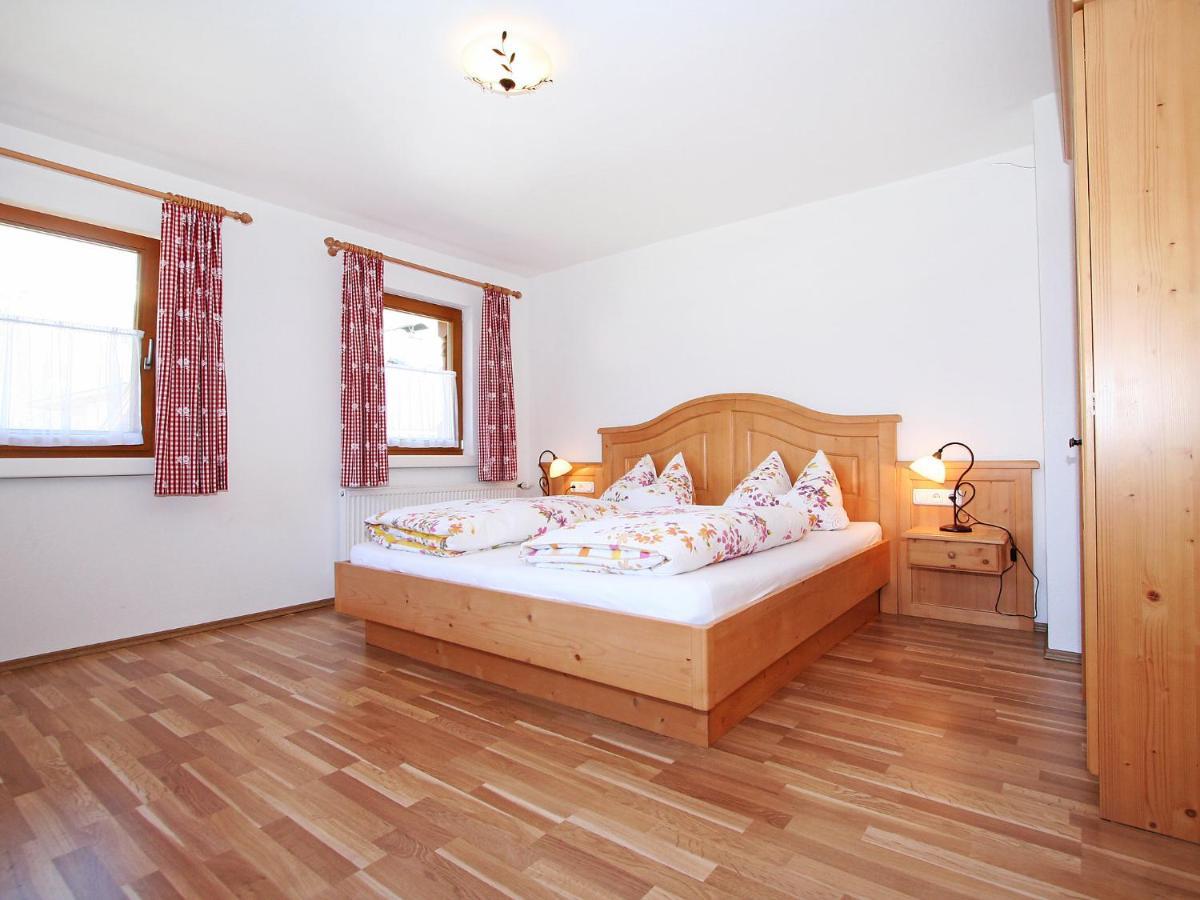 Holiday Home Hauser By Interhome ไมย์อาโฮเฟิน ภายนอก รูปภาพ