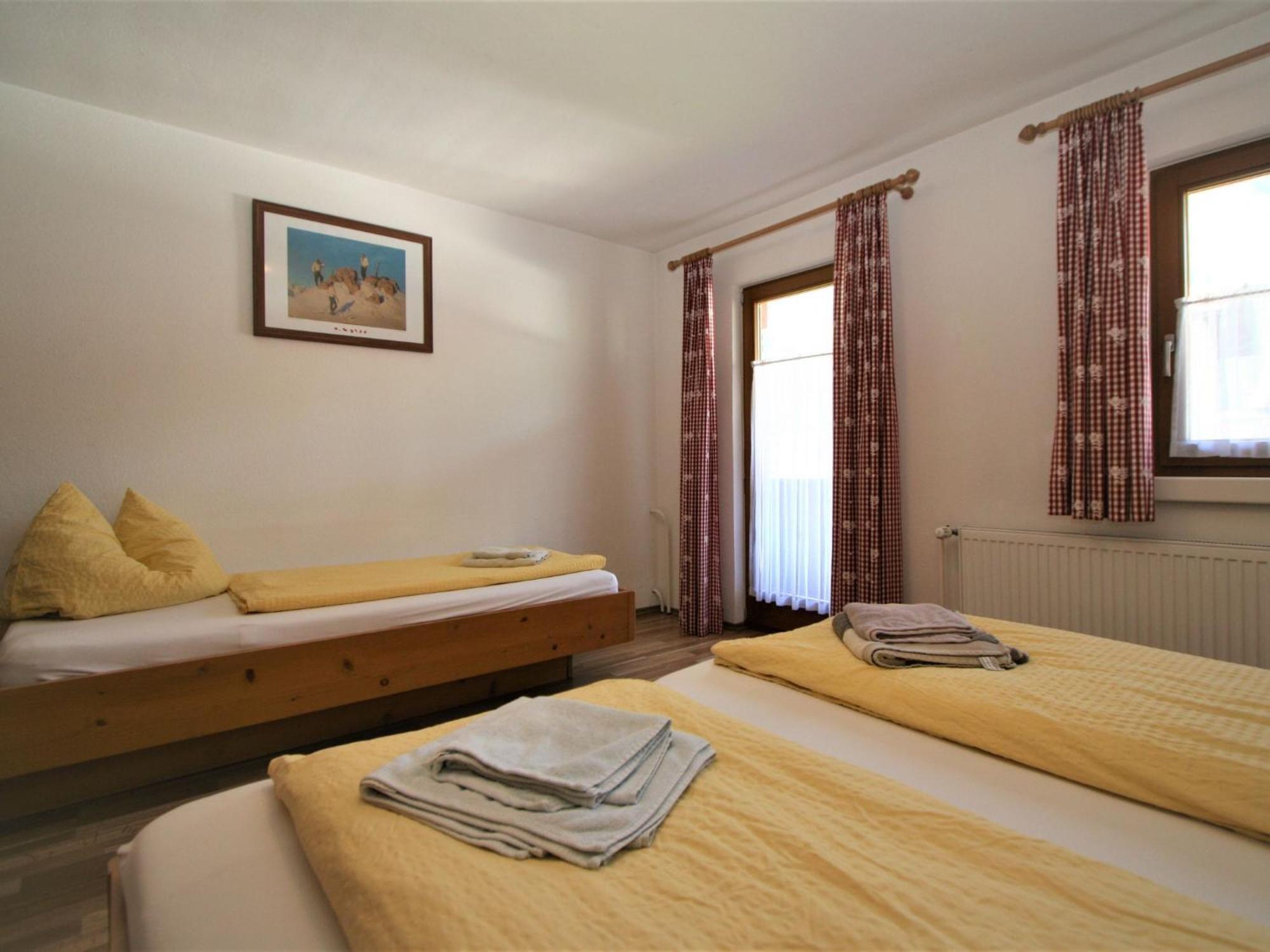 Holiday Home Hauser By Interhome ไมย์อาโฮเฟิน ภายนอก รูปภาพ
